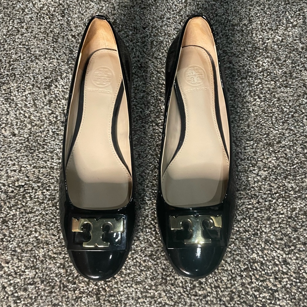 Tory Burch Gigi Rounded Toe Flat